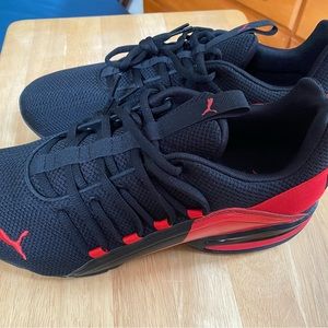 Mens Puma Black Axelion Beak Sneakers